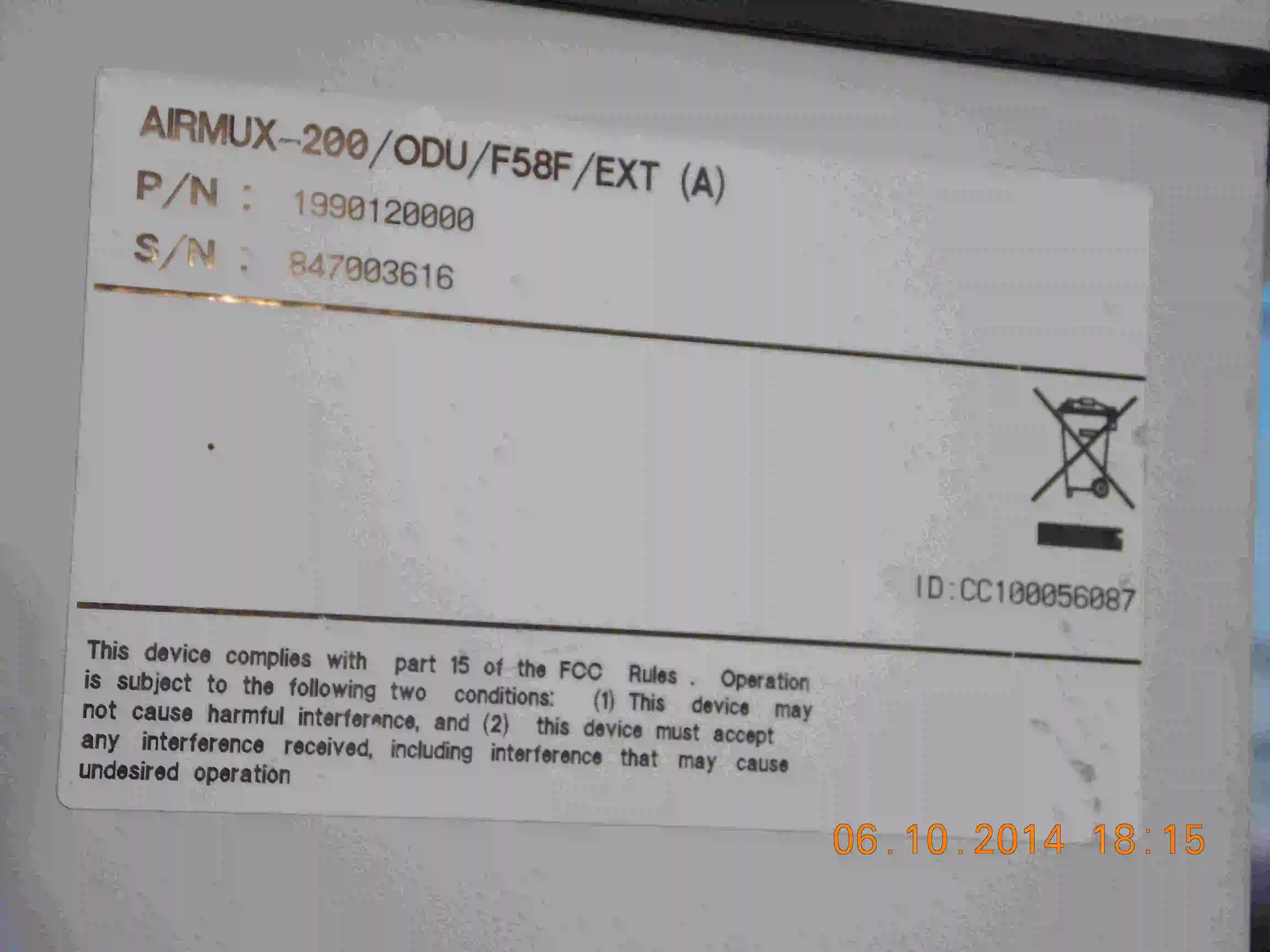 SP52948-BigAir-running-illegal-wireless-services-on-roof-Block-C-photo-13-6Oct2014