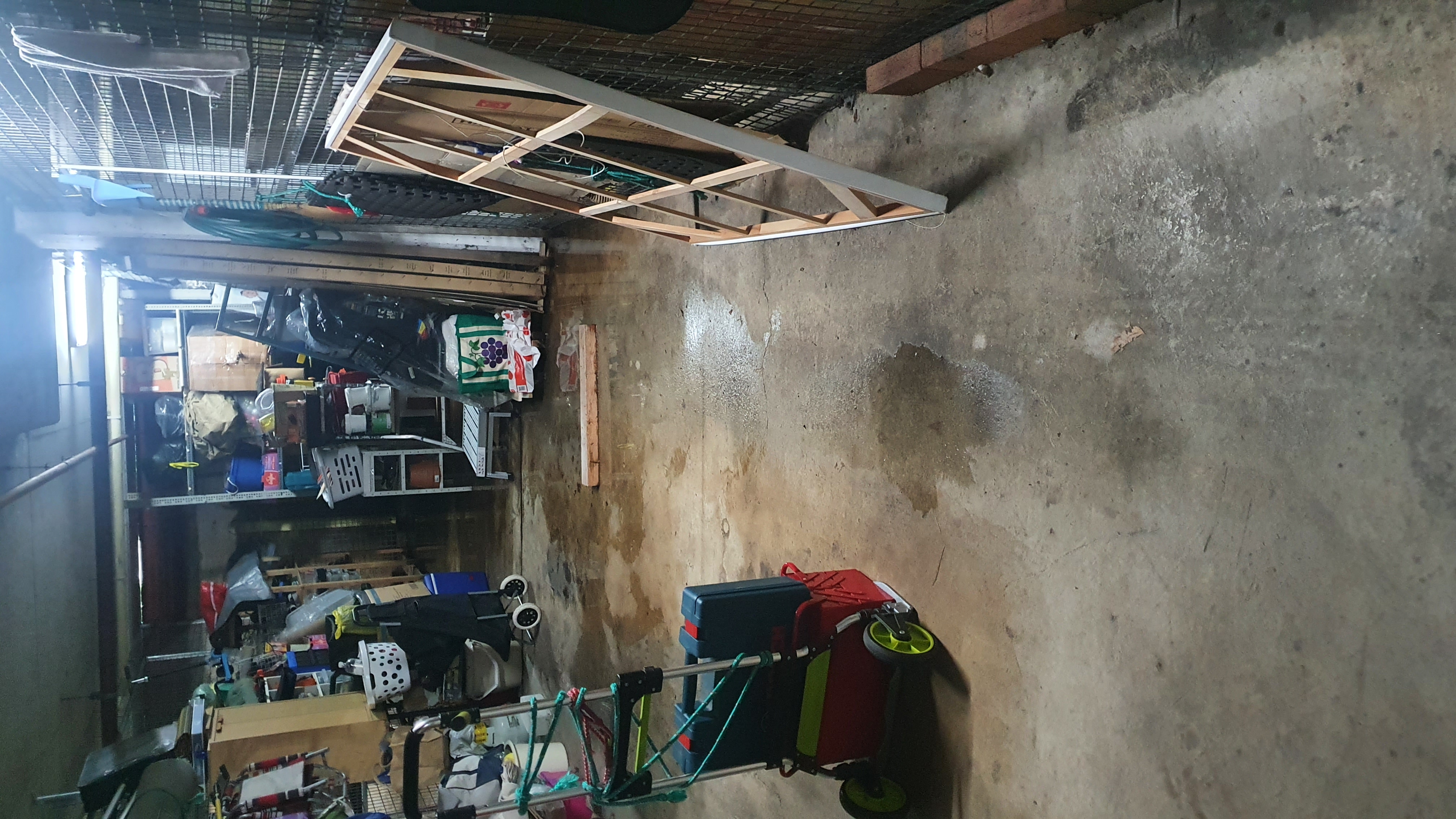SP52948-examples-of-serious-damages-due-to-water-leakages-in-Lot-186-garage-photo-3-1Mar2022.jpg