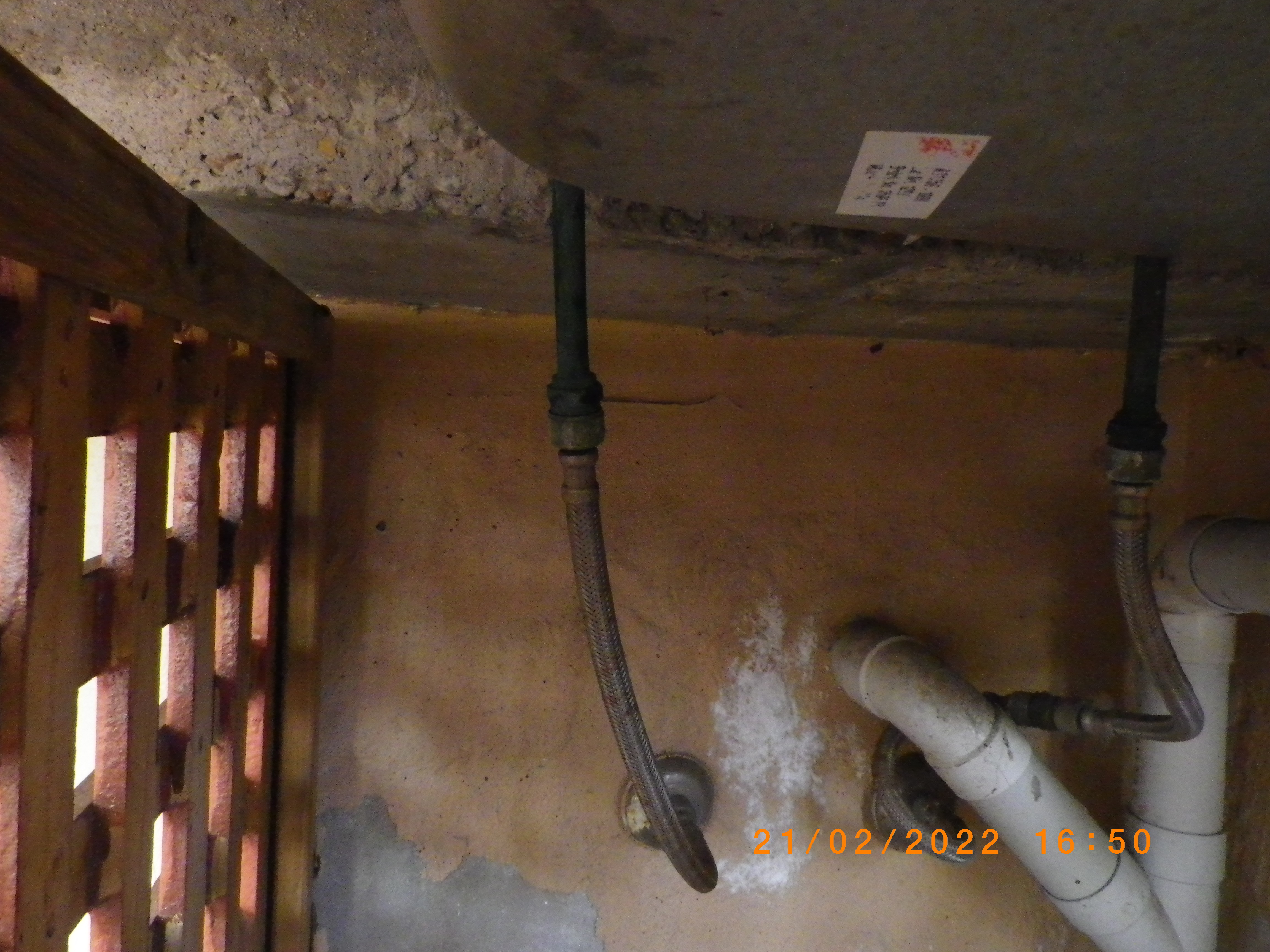 SP52948-unrepaired-wall-damages-below-BBQ-sink-for-five-years-photo-7-21Feb2021.jpg