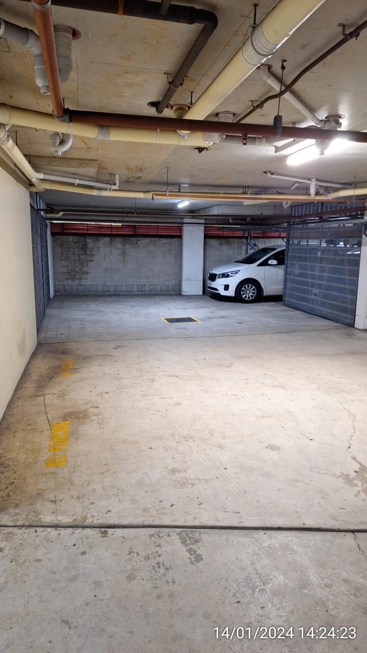 SP52948-basement-car-occupying-common-property-due-to-overloaded-garage-space-photo-1-14Jan2024.webp