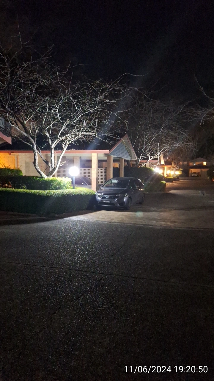 SP52948-car-illegally-parked-near-townhouses-11Jun2024